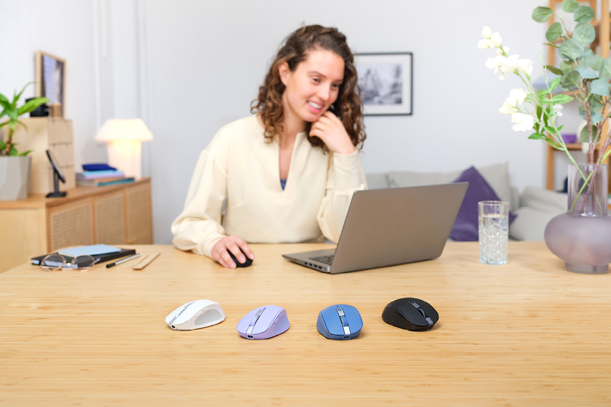 ozaa compact multi device wireless mouse